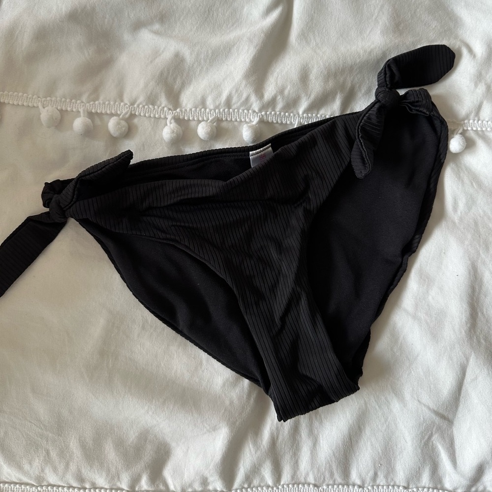 bikini bottoms